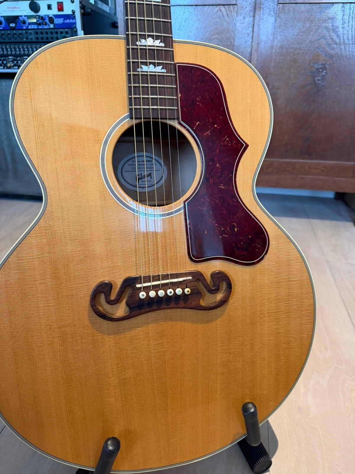 Gibson SJ-200 Studio met KRK element -2012, Muziek en Instrumenten, Ophalen, Zo goed als nieuw, Western- of Steelstringgitaar