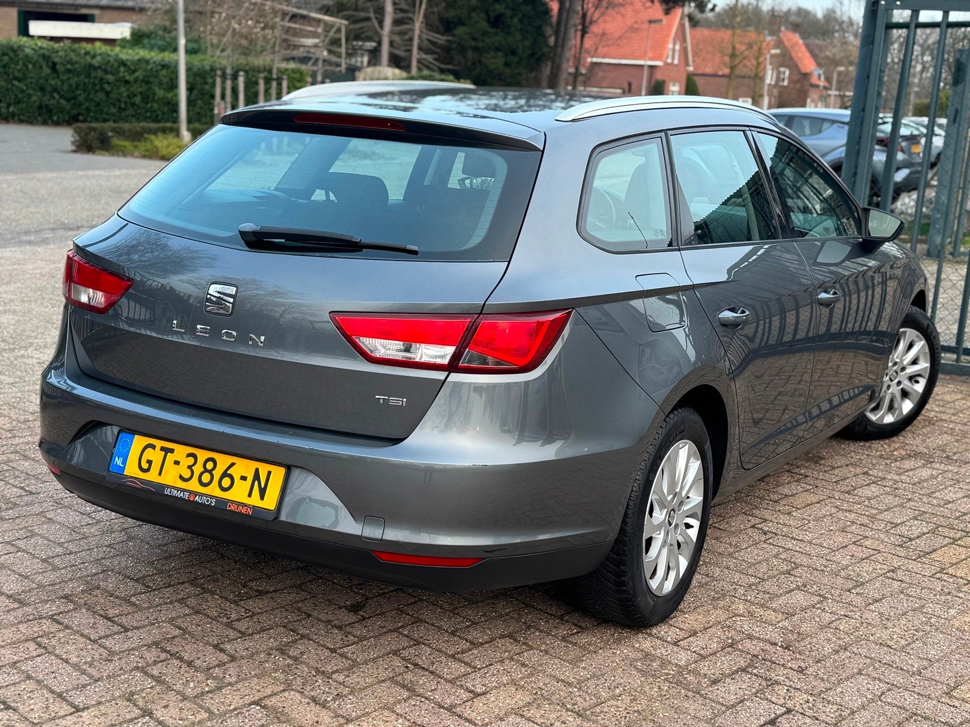 Seat Leon ST 1.2 TSI Style CLIMA CRUISE CTRL MF STUUR, Auto's, Voorwielaandrijving, Gebruikt, 4 cilinders, Leon