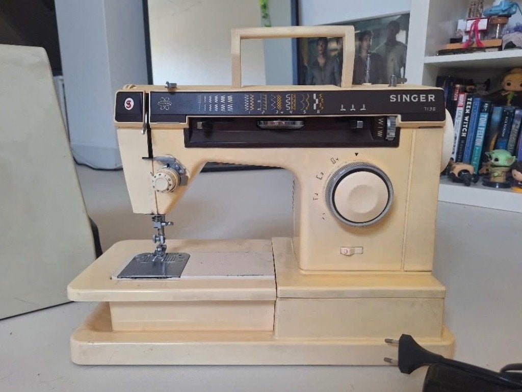 Vintage Singer 7136 naaimachine, Ophalen, Gebruikt, Naaimachine, Singer