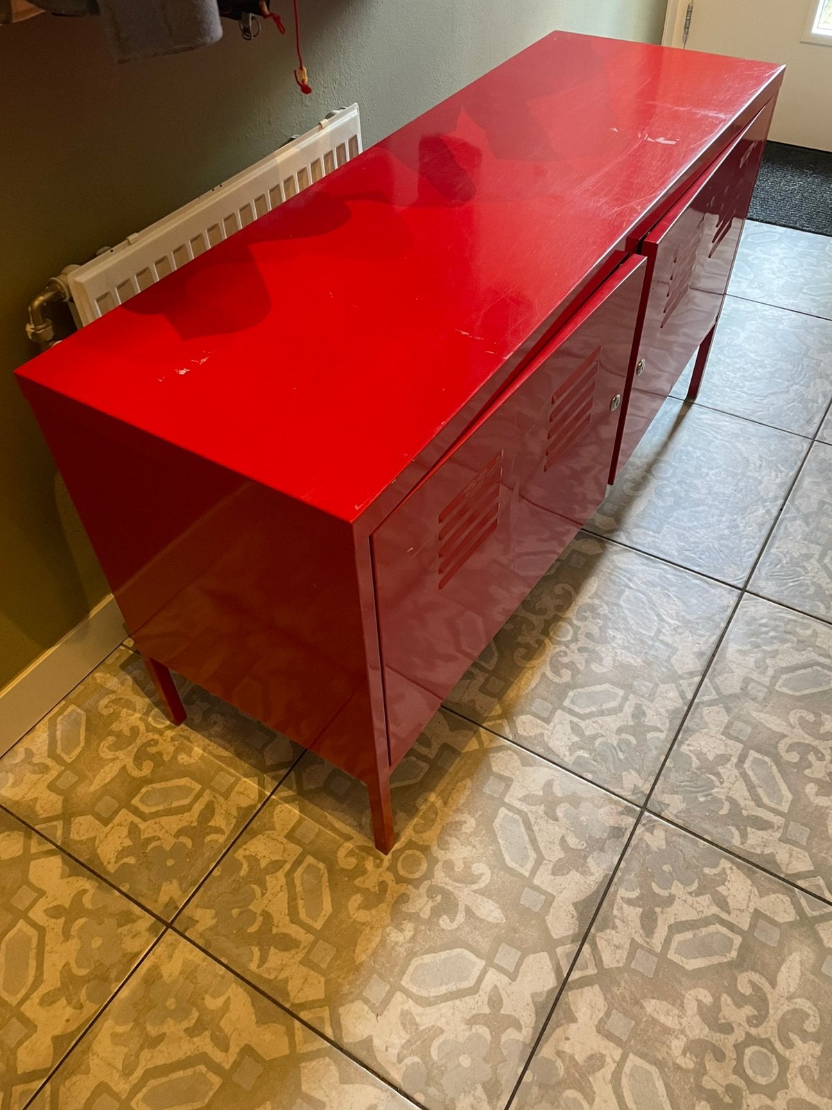 Rood dressoir Ikea, Ophalen, 100 tot 150 cm, Zo goed als nieuw, Minder dan 100 cm