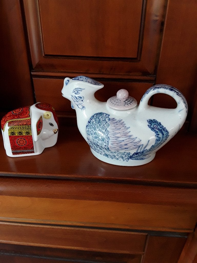 Miesna porseleinen olifant. Chinese theepot, Ophalen of Verzenden