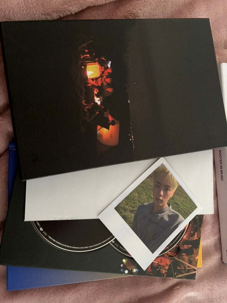 BTS YOUNG FOREVER DARK EDITION ALBUM, Ophalen of Verzenden, Zo goed als nieuw, K-pop, Album