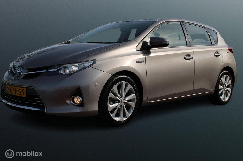 Toyota Auris 1.8 Hybrid Executive, Stoelverwarming, Pdc voor, Auto's, Toyota, Euro 5, 136 pk, Gebruikt, Zwart