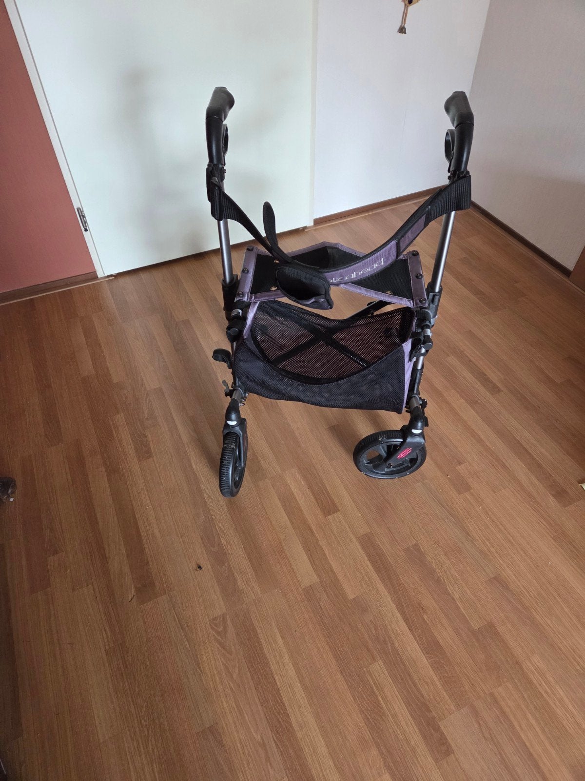 Handzame rollator, Diversen, Rollators, Ophalen
