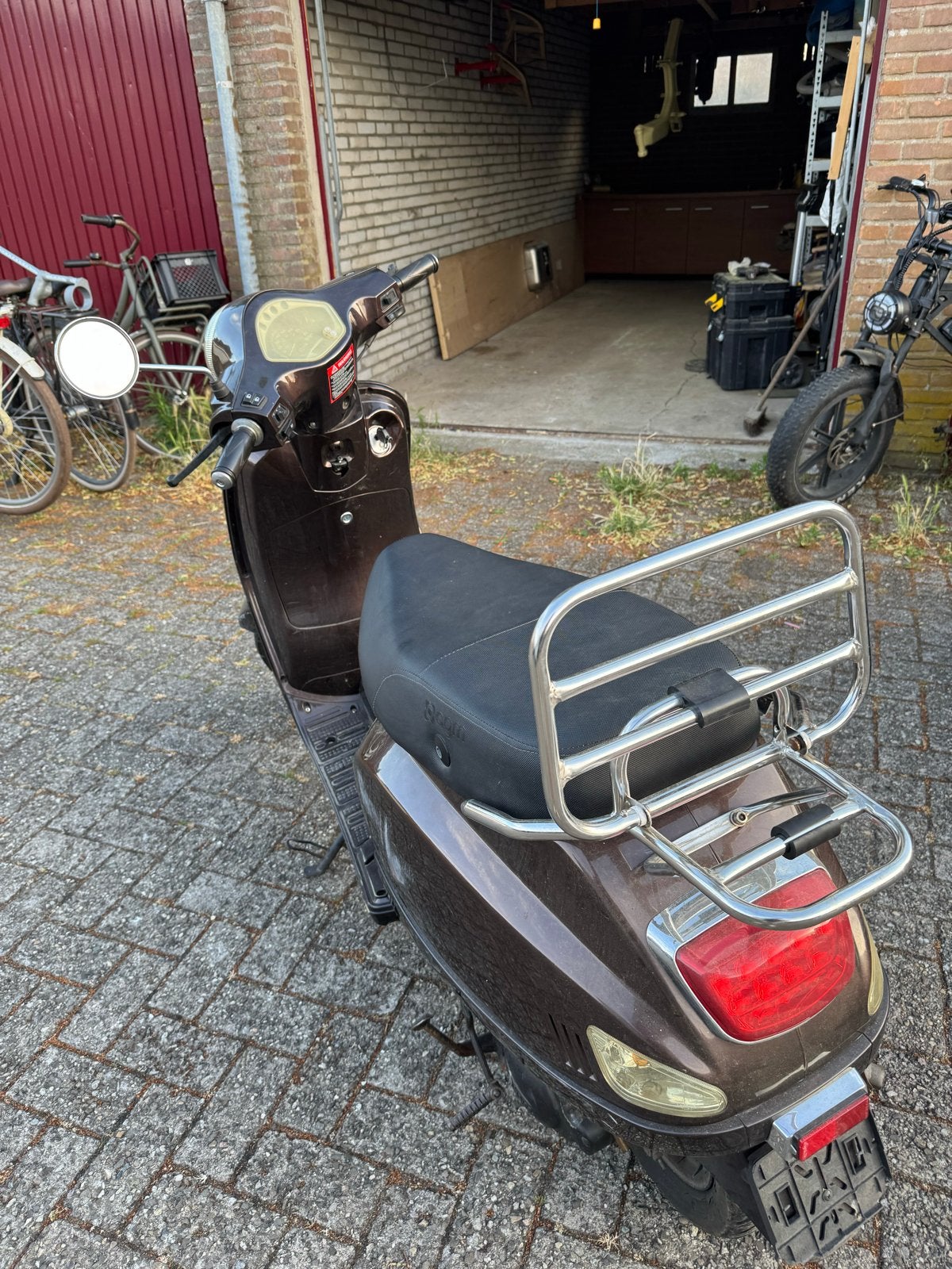 AGM 4-takt scooter geel kenteken - defect, Ophalen, Gebruikt, Benzine, Overige merken