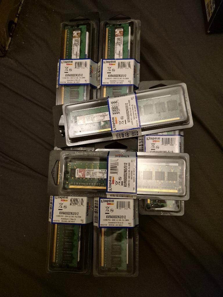 42 x Kingston ValueRAM 512MB DDR1 Desktop RAM KVR400D2N3/512, Computers en Software, RAM geheugen, 1 GB of minder, Nieuw, Ophalen of Verzenden