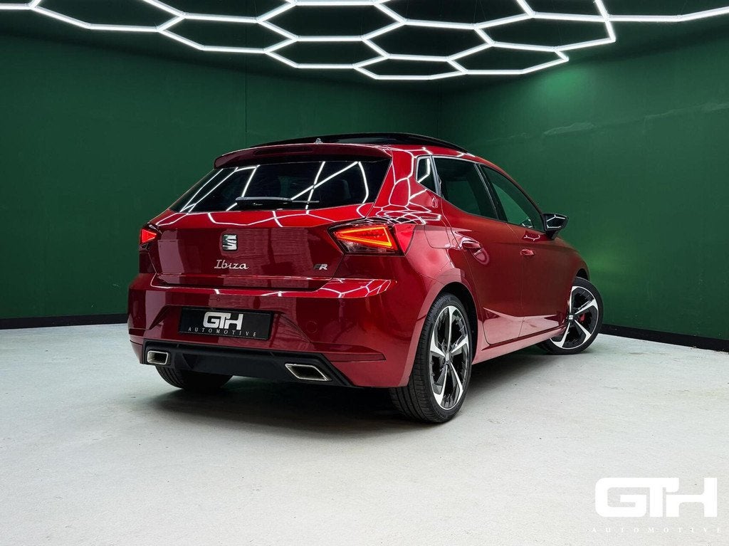 Seat Ibiza 1.5 TSI FR Carplay | Camera | Keyless | Pano, 1131 kg, 1498 cc, 150 pk, 610 kg
