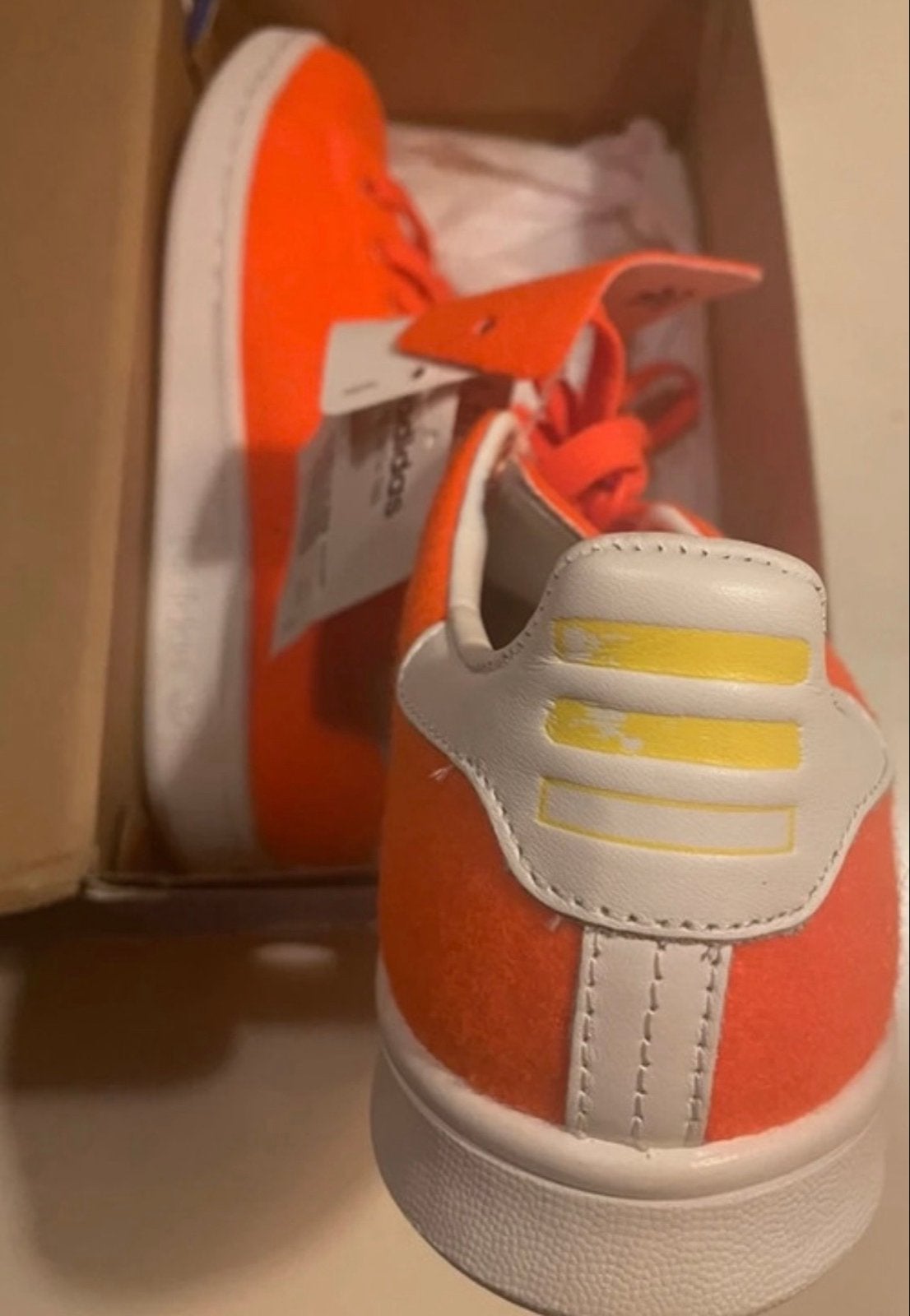 Adidas x Pharrell Williams Stan Smith Solar Orange – EU 36, Kleding | Dames, Schoenen, Nieuw, Sneakers of Gympen, Oranje, Ophalen of Verzenden