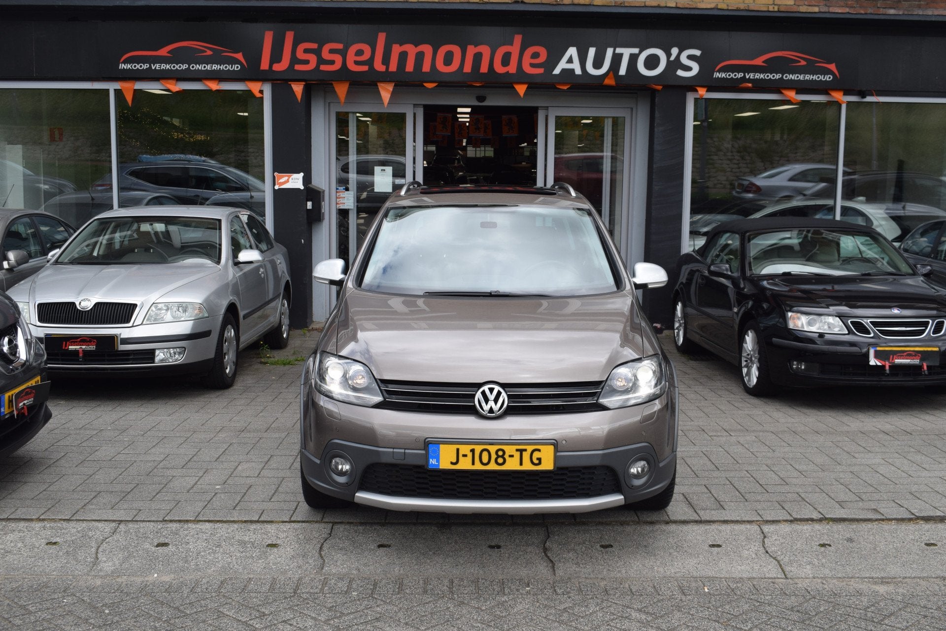 Volkswagen Golf 1.4 TSI Cross Automaat PDC Camera Xenon Schu, Auto's, Volkswagen, 15 km/l, Gebruikt, 4 cilinders, Bruin