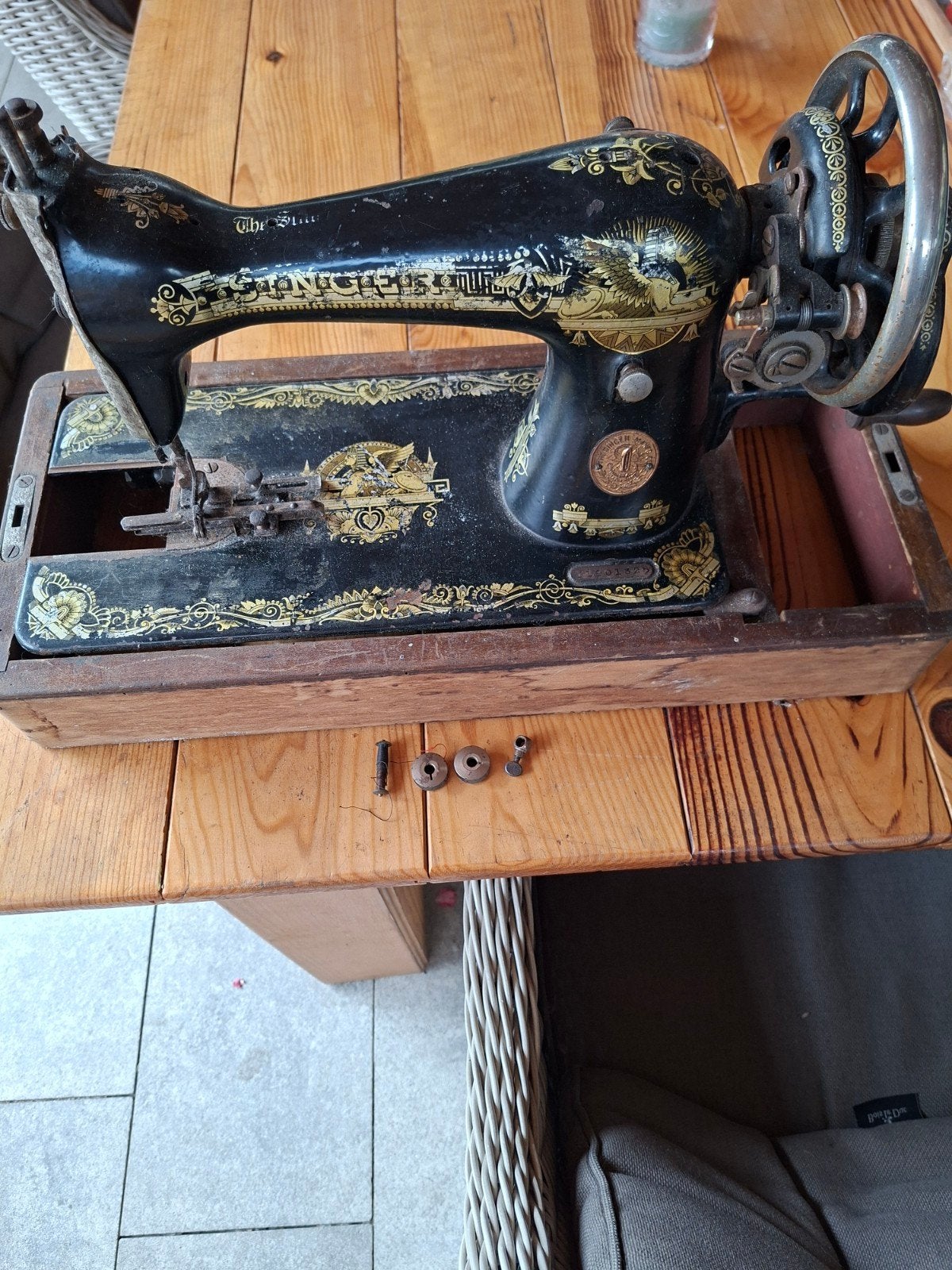 oude singernaaimachine werkt niet, Ophalen