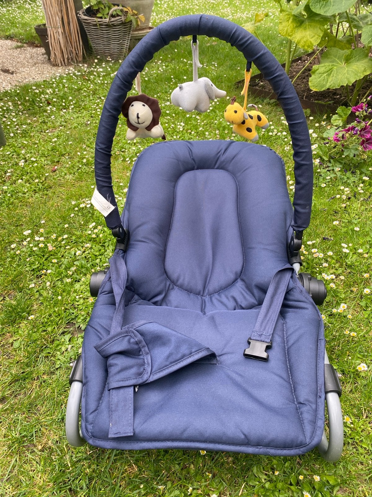 Comfortabele Wipstoel met Speelboog - Zo goed als nieuw, Kinderen en Baby's, Wipstoeltjes, Wipstoel, Ophalen, Overige merken, Met gordel(s) of riempje(s)