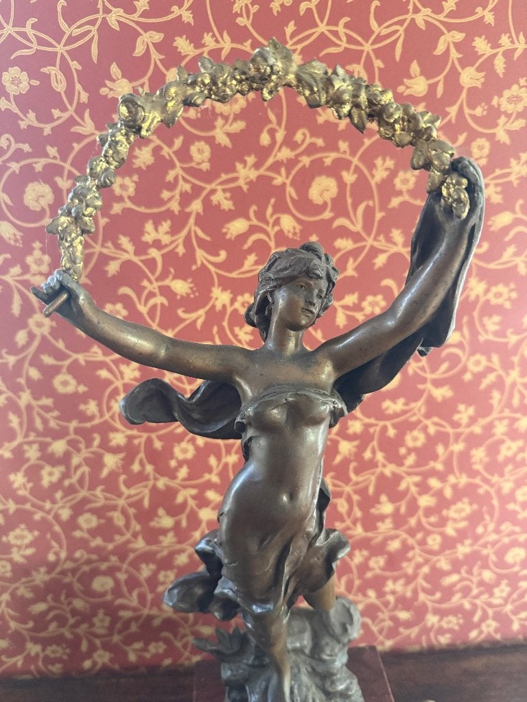 Antieke franse marmeren klok met bronzen beeld, Antiek en Kunst, Ophalen