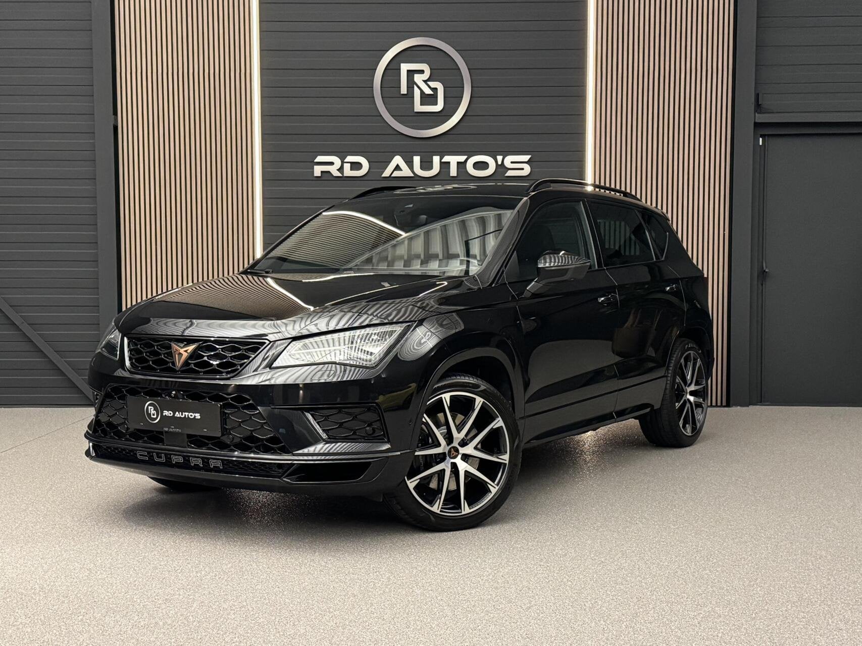 CUPRA Ateca 2.0 TSI 4DRIVE BEATS 360° Adaptive cruise Beats, Auto's, Automaat, Dealer onderhouden, Gebruikt, 4 cilinders