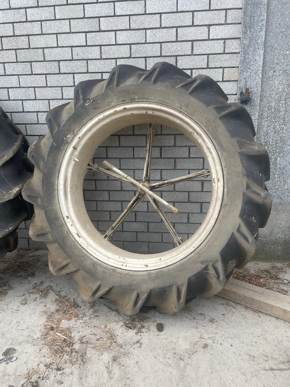 Tractorbanden met velgen - Set van 2, Ophalen
