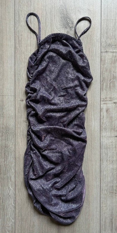 Feestjurk paarse glitter H&M - Maat: XS, Kleding | Dames, Jurken, H&M, Paars, Nieuw, Ophalen of Verzenden