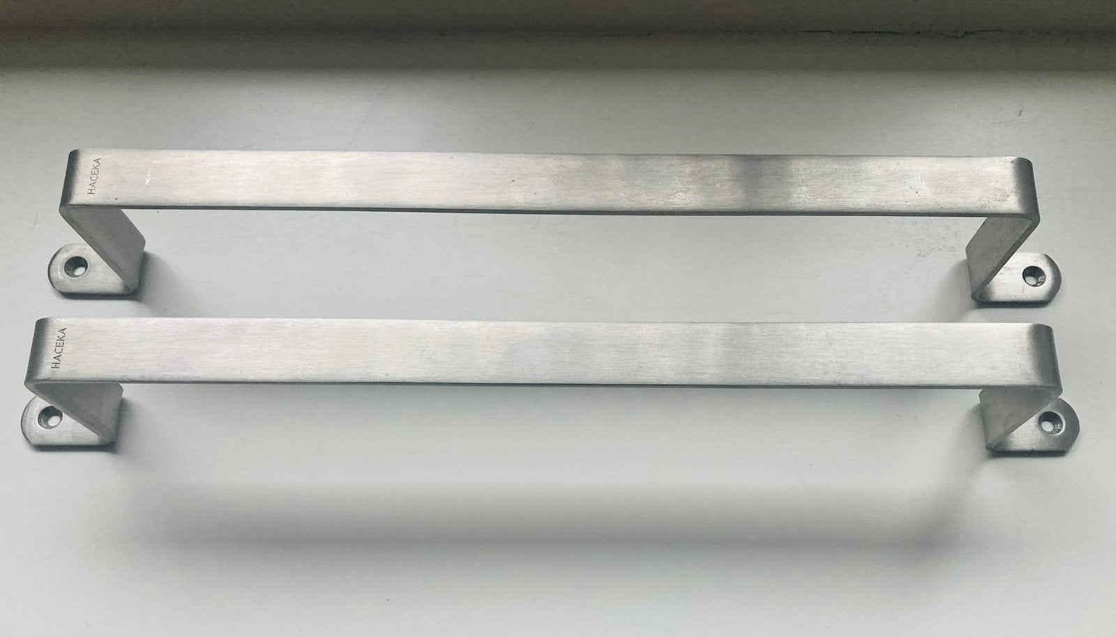 Handdoekrek, Haceka, geborsteld RVS, 36 cm, p/st €12,50, Huis en Inrichting, Handdoekenrek, Overige merken, Ophalen of Verzenden