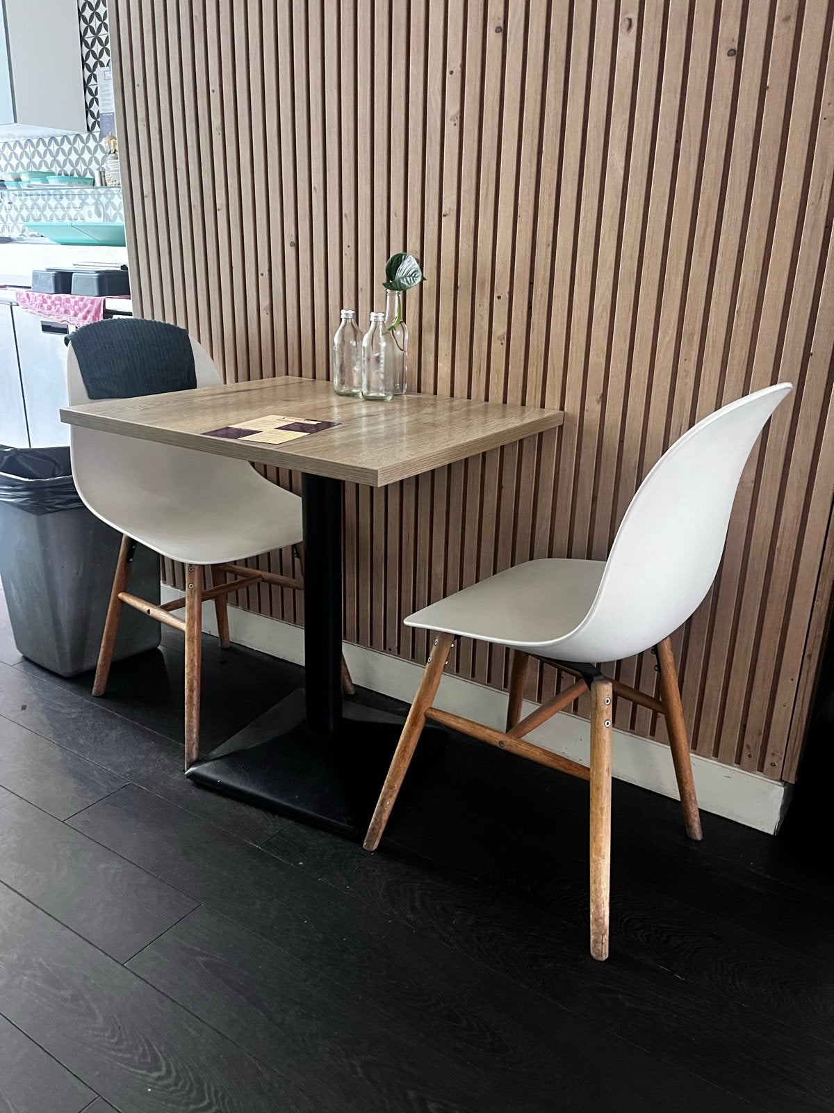 Horeca bistro tafel (6x) - 65 ps, 300 v6, Ophalen, Eikenhout, 50 tot 100 cm, Vierkant