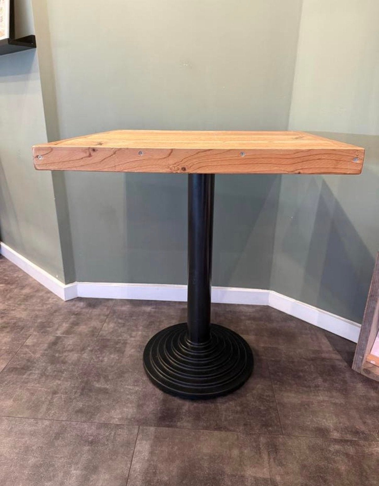 Set van 4 houten tafels 65x65x78 cm - Horeca/Kantoor/Thuis, Huis en Inrichting, Ophalen, Gebruikt, Vierkant, Tot twee personen
