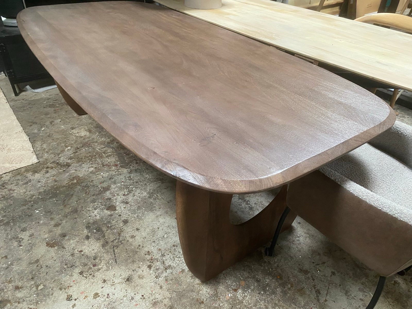 Japandi Stijl Eiken Eettafel organisch 230x113 Massief Hout