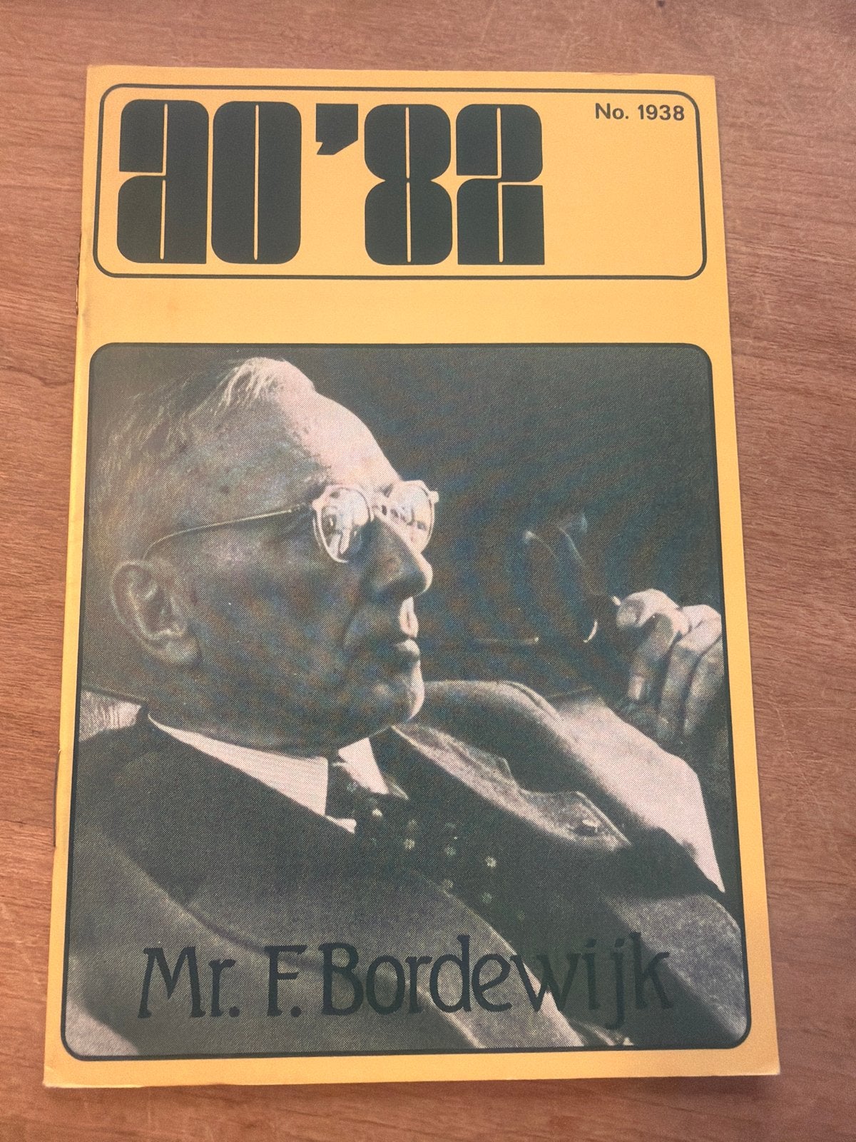 AO'32 No. 1938 - Mr. F. Bordewijk door R.H. Zuidinga, Ophalen of Verzenden, Gelezen, Nederland
