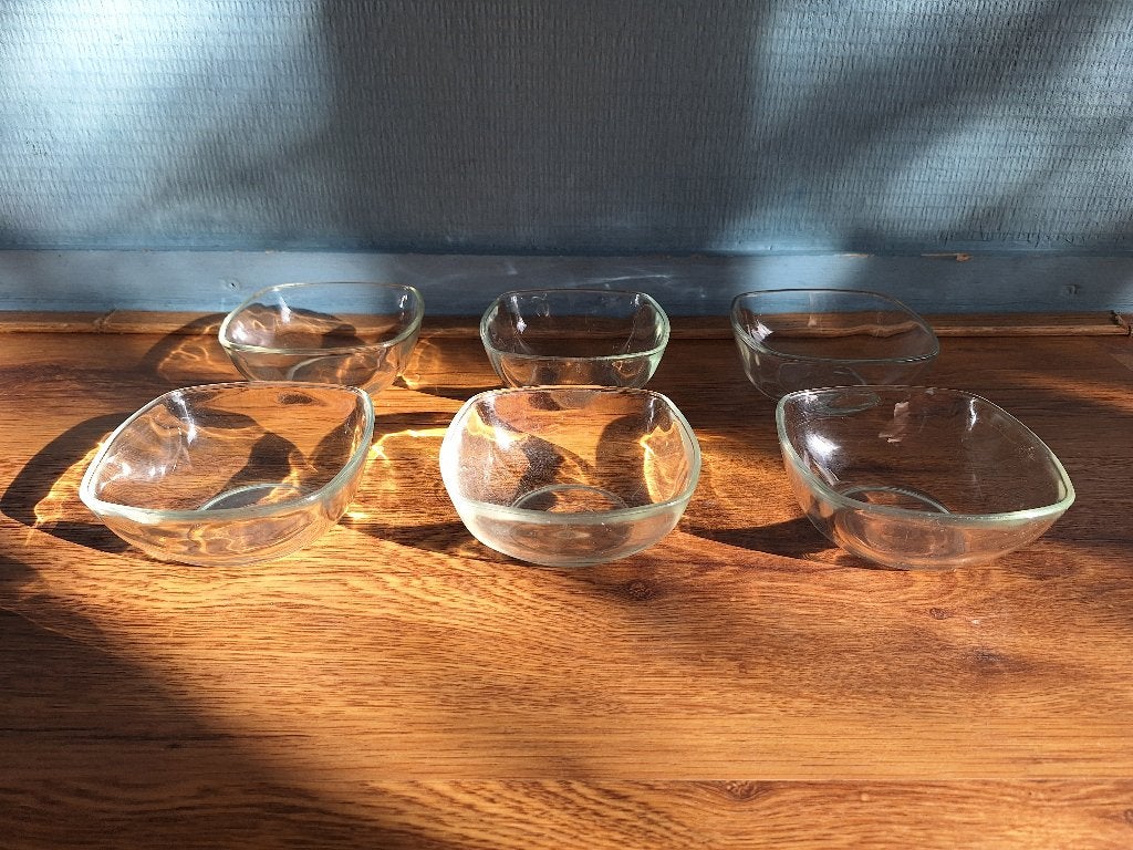 Set van 6 glazen dessertschaaltjes, Huis en Inrichting, Keuken | Servies, Glas of Glazen, Gebruikt, Ophalen of Verzenden, Glas