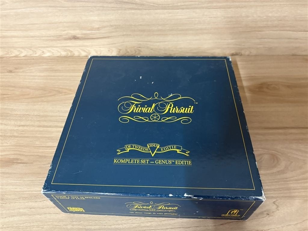 trivial pursuit tweede editie - s4255, Hobby en Vrije tijd, Gezelschapsspellen | Bordspellen, Verzenden, Zo goed als nieuw