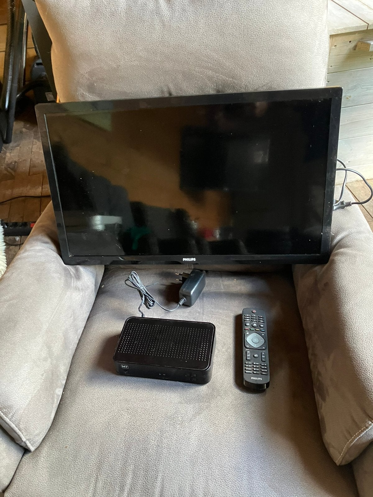 Philips hdmi tv met m7 reciever en afstandbediening, Ophalen, Gebruikt