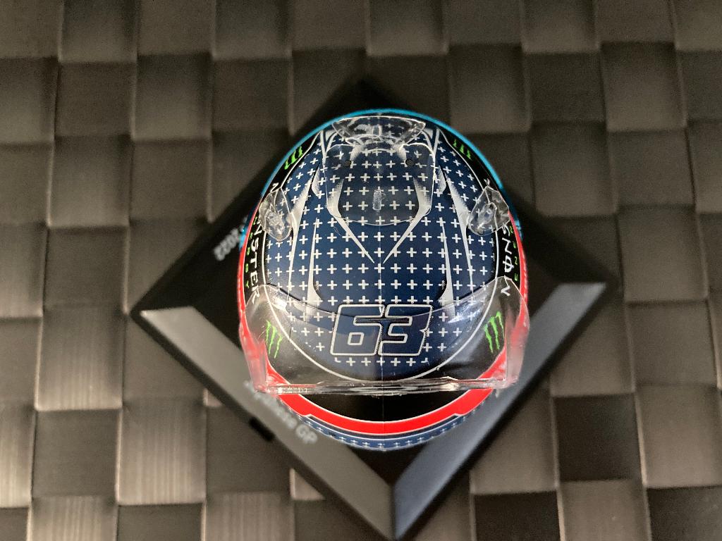 ✅ George Russell 1:5 helm 2022 Japanese GP Mercedes AMG W13, Ophalen of Verzenden, Nieuw, Formule 1