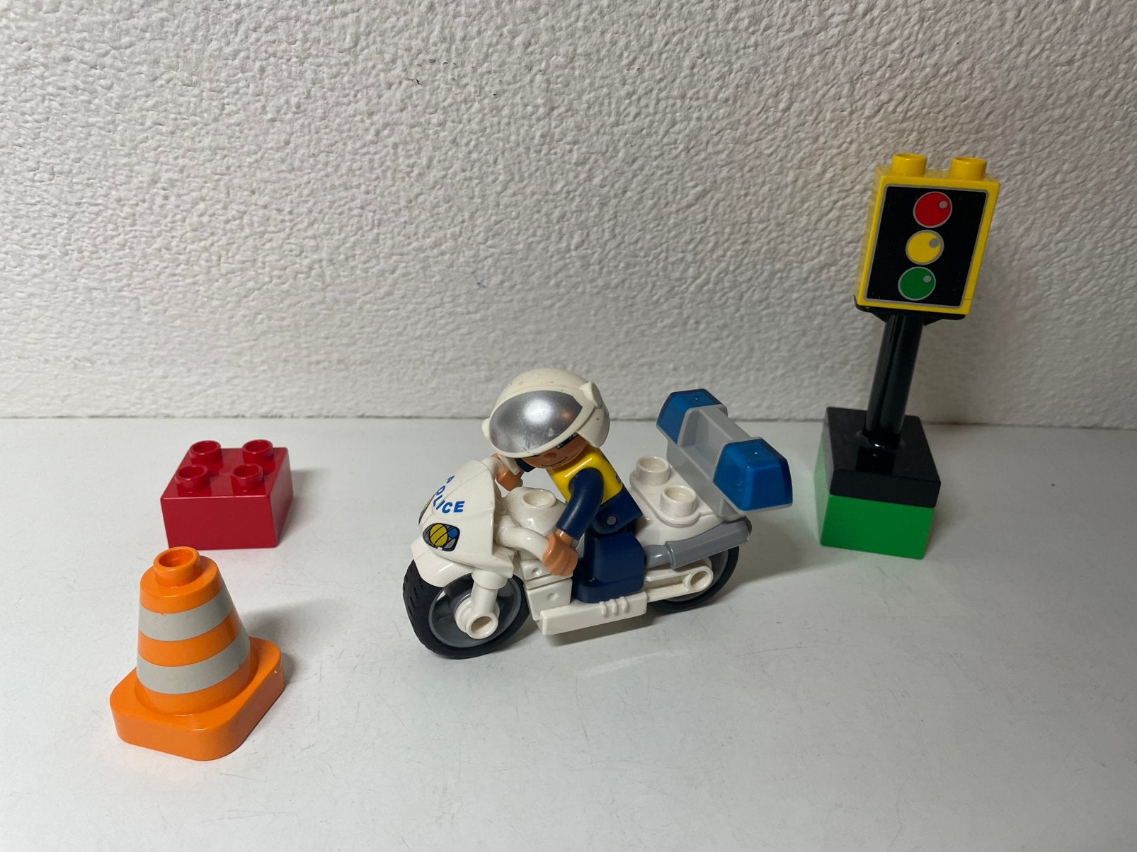 Duplo 5679 Politie Motor, Kinderen en Baby's, Speelgoed | Duplo en Lego, Gebruikt, Ophalen of Verzenden, Compleet, Duplo
