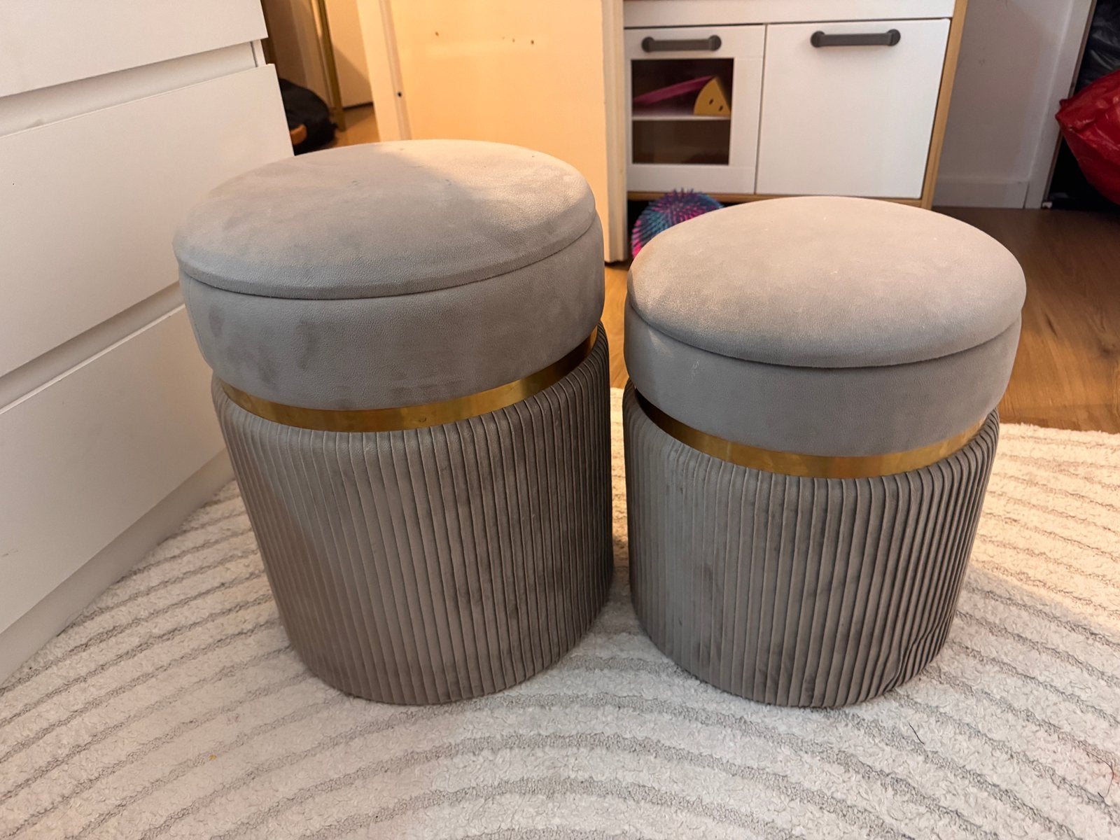 Opberg poef, Huis en Inrichting, Ophalen, Zo goed als nieuw, Rond, Minder dan 50 cm