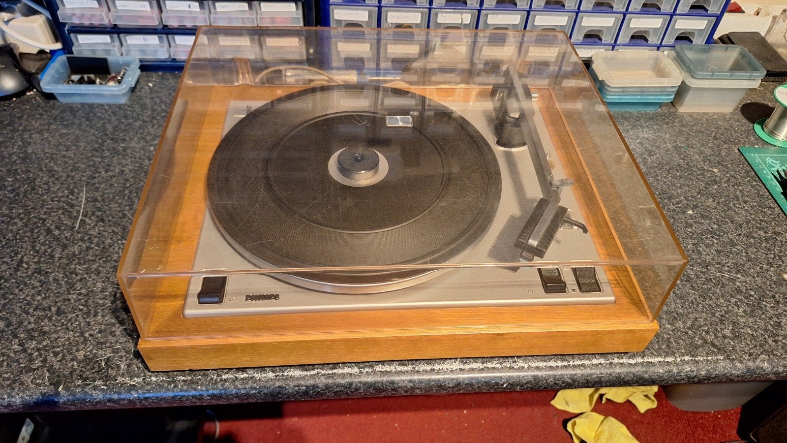 Philips platenspeler GA427, Ophalen of Verzenden, Zo goed als nieuw, Philips