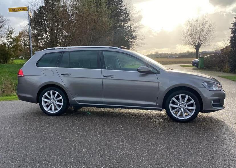 Volkswagen Golf 1.2 TSI 77KW/105PK Variant 2015 Grijs, Voorwielaandrijving, 4 cilinders, 1197 kg, Origineel Nederlands