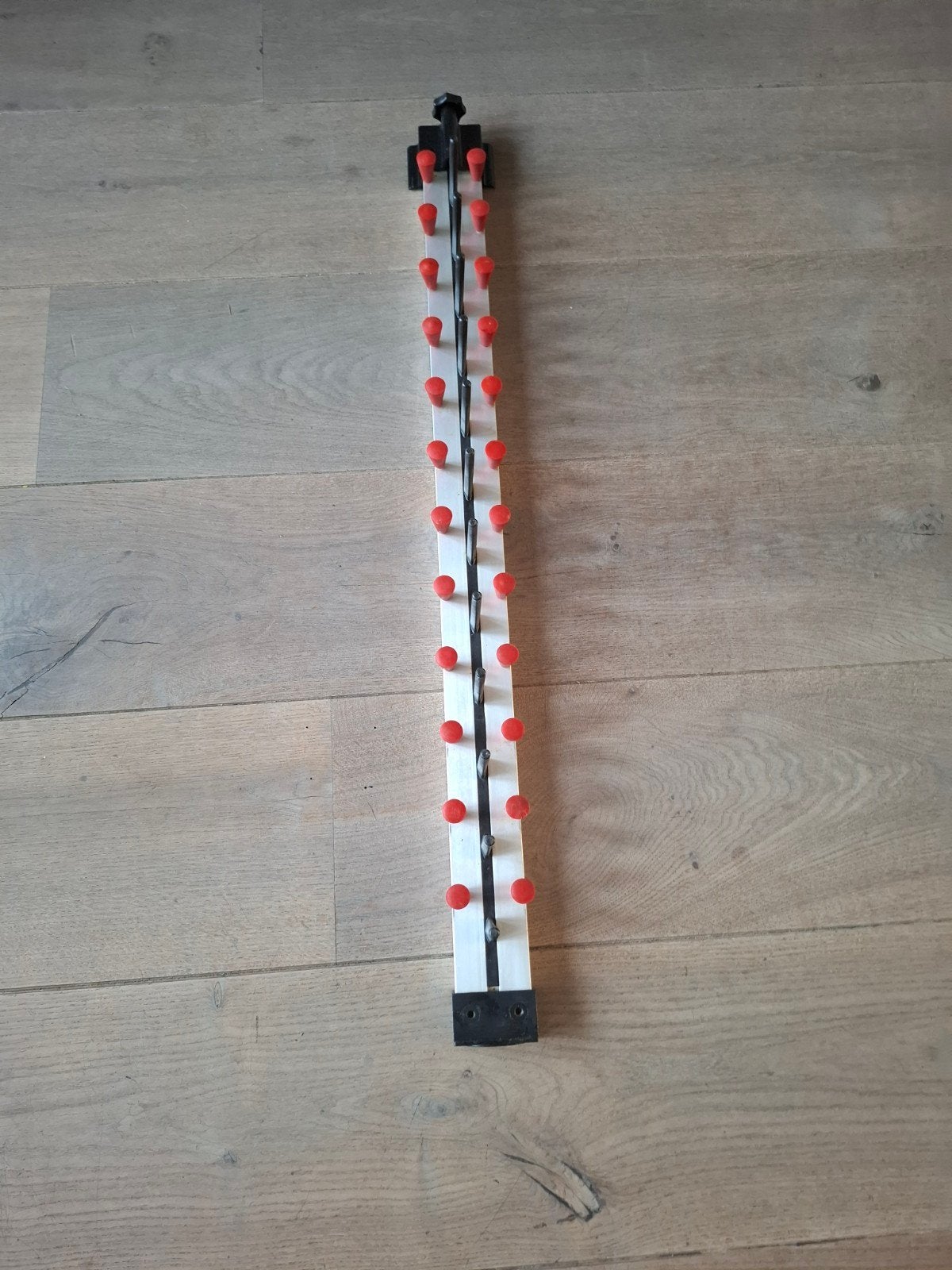 Bordenrek wandmodel 12 borden, Ophalen of Verzenden, Zo goed als nieuw