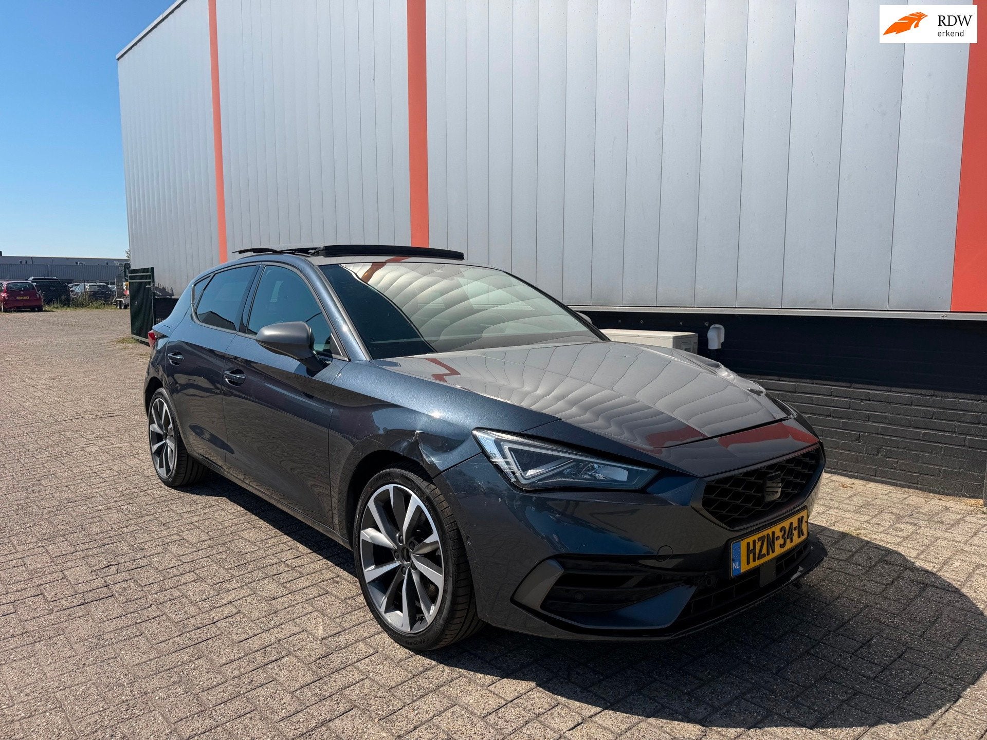 Seat LEON 1.4 TSI eHybrid PHEV FR AUTOMAAT, Automaat, 1395 cc, Hybride Elektrisch/Benzine, Zilver of Grijs