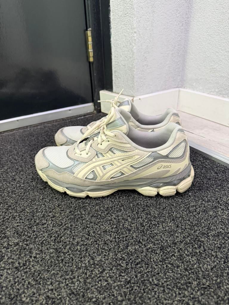 Asics GEL-NYC 44, Kleding | Heren, Schoenen, Ophalen of Verzenden, Zo goed als nieuw, Zwart