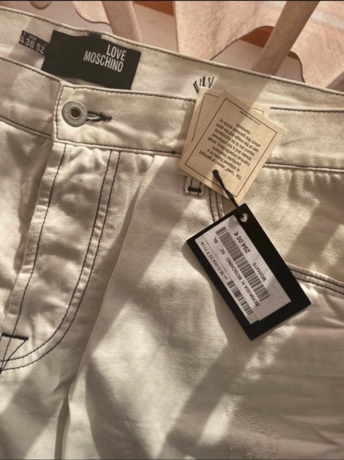 Love Moschino Bermuda Shorts - Maat 52, Ophalen of Verzenden, Nieuw, Maat 52/54 (L), Wit