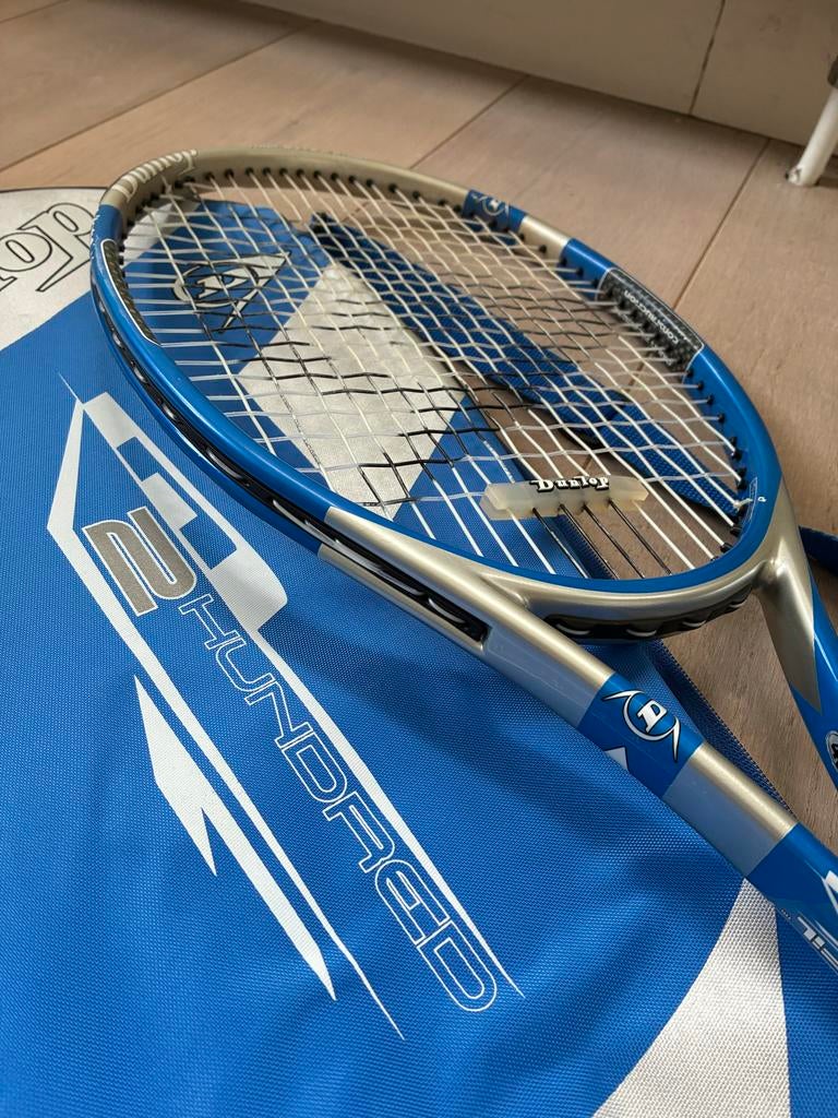 2x Dunlop 2 Hundred Tennisracket met Hoes en Tennistas, Ophalen, Zo goed als nieuw, Racket, Dunlop