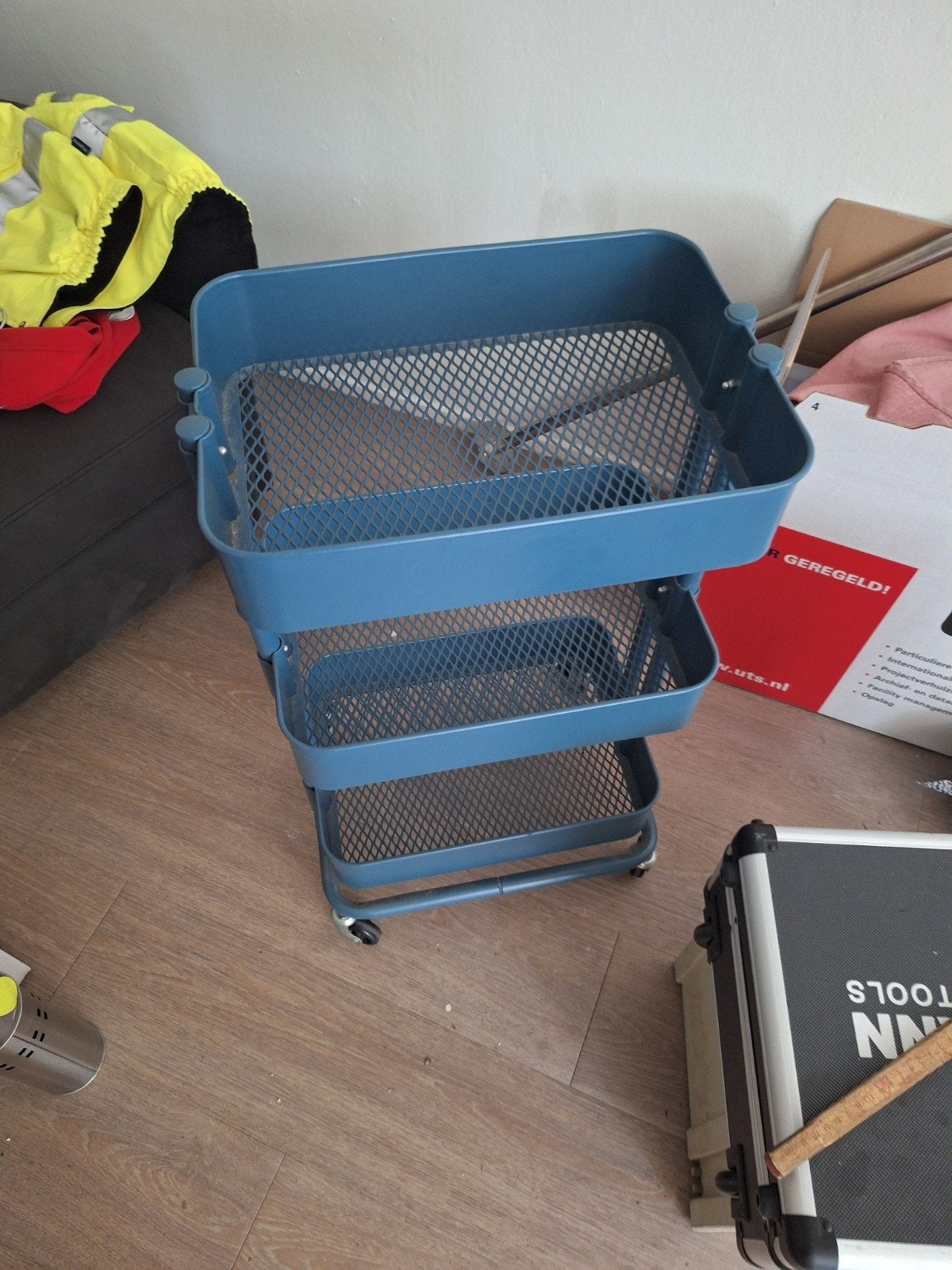 Blauwe rolwagen met 3 manden - Handig en veelzijdig, Ophalen
