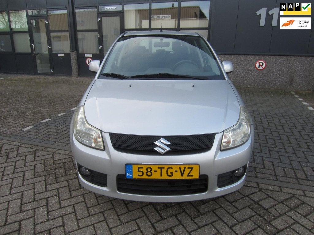 Suzuki SX4 1.6 Exclusive 2006 Airco NAP! APK!, Voorwielaandrijving, 15 km/l, Gebruikt, 4 cilinders