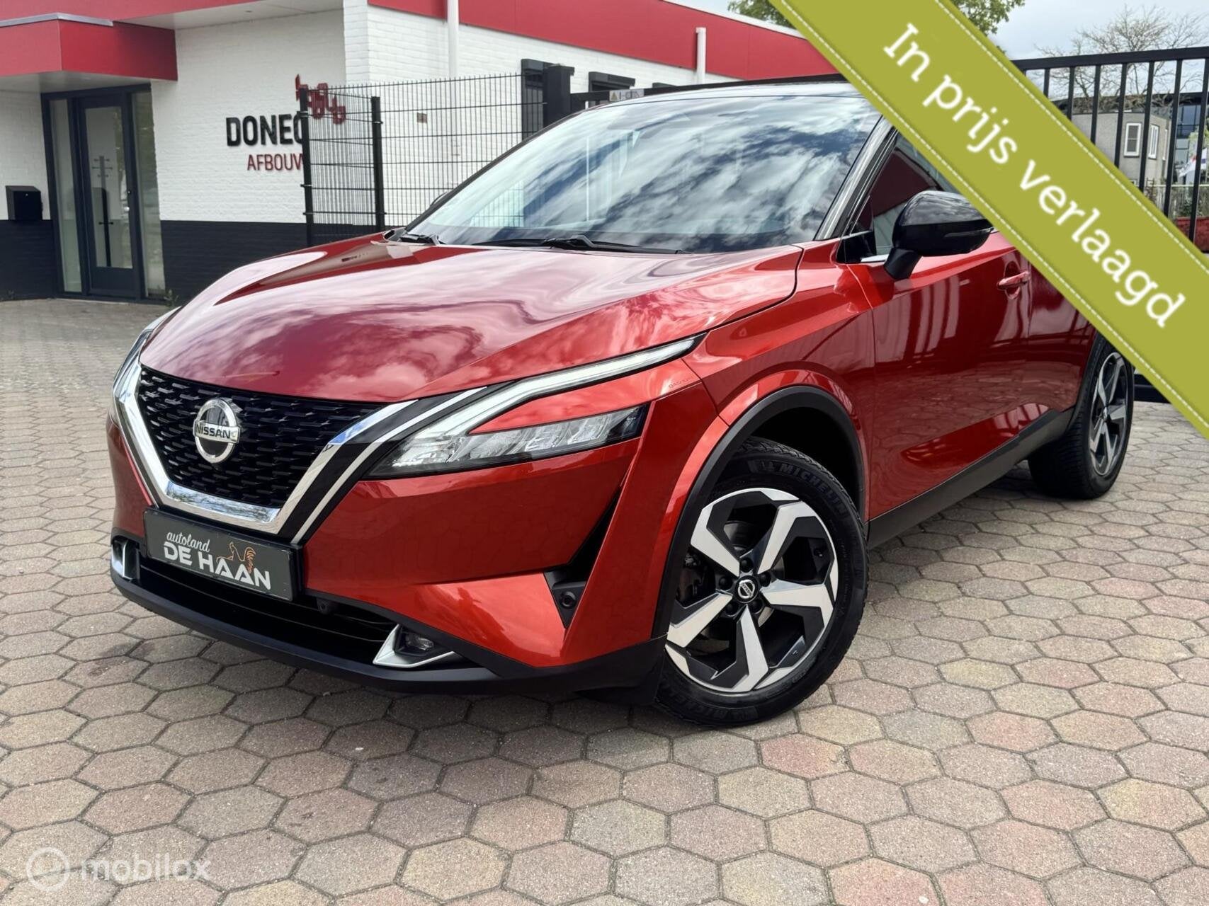 Nissan Qashqai 1.3 MHEV Hybride Xtronic N-Connecta Two-Tone, Auto's, Dealer onderhouden, Stof, Adaptive Cruise Control, Bedrijf