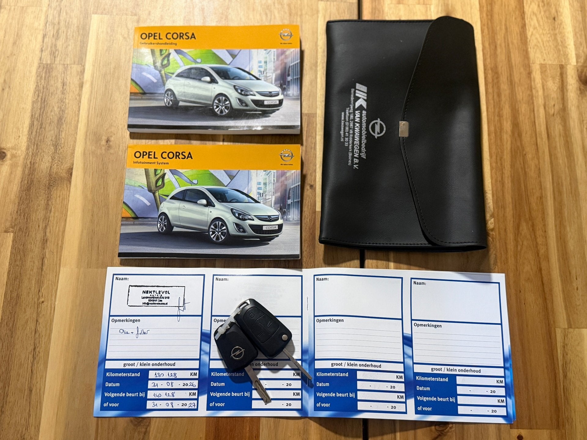 Foto 40 van Opel Corsa 1.4-16V Cosmo Navi Cruise NL Auto
