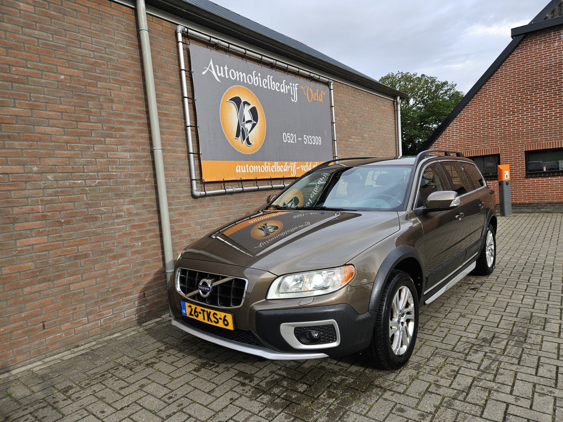 Volvo XC70 2.0 D3 FWD Limited Edition (bj 2012, automaat), Euro 5, Gebruikt, Zwart, 1634 kg