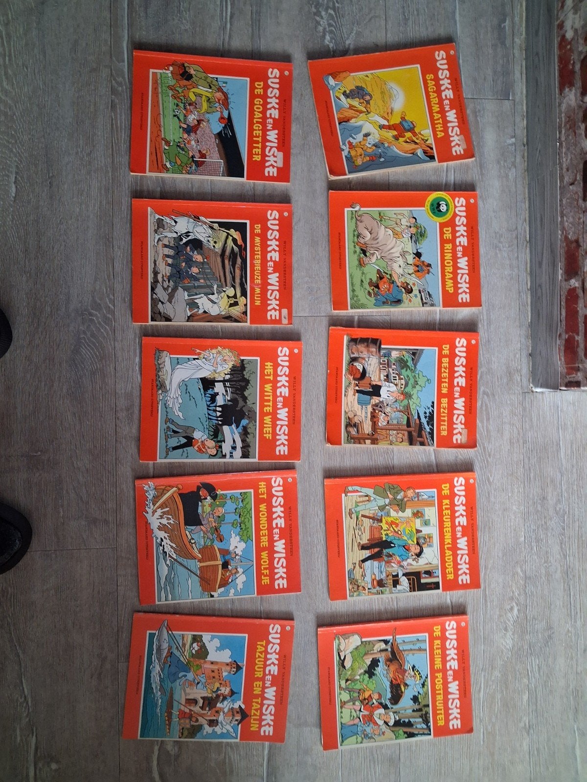 Suske en Wiske stripboeken - 10 delen, Meerdere stripboeken, Ophalen of Verzenden, Gelezen