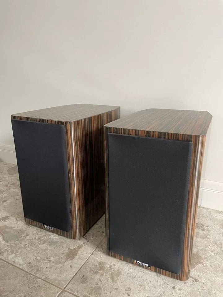 Magnat Signature 903 boekenplank speakers