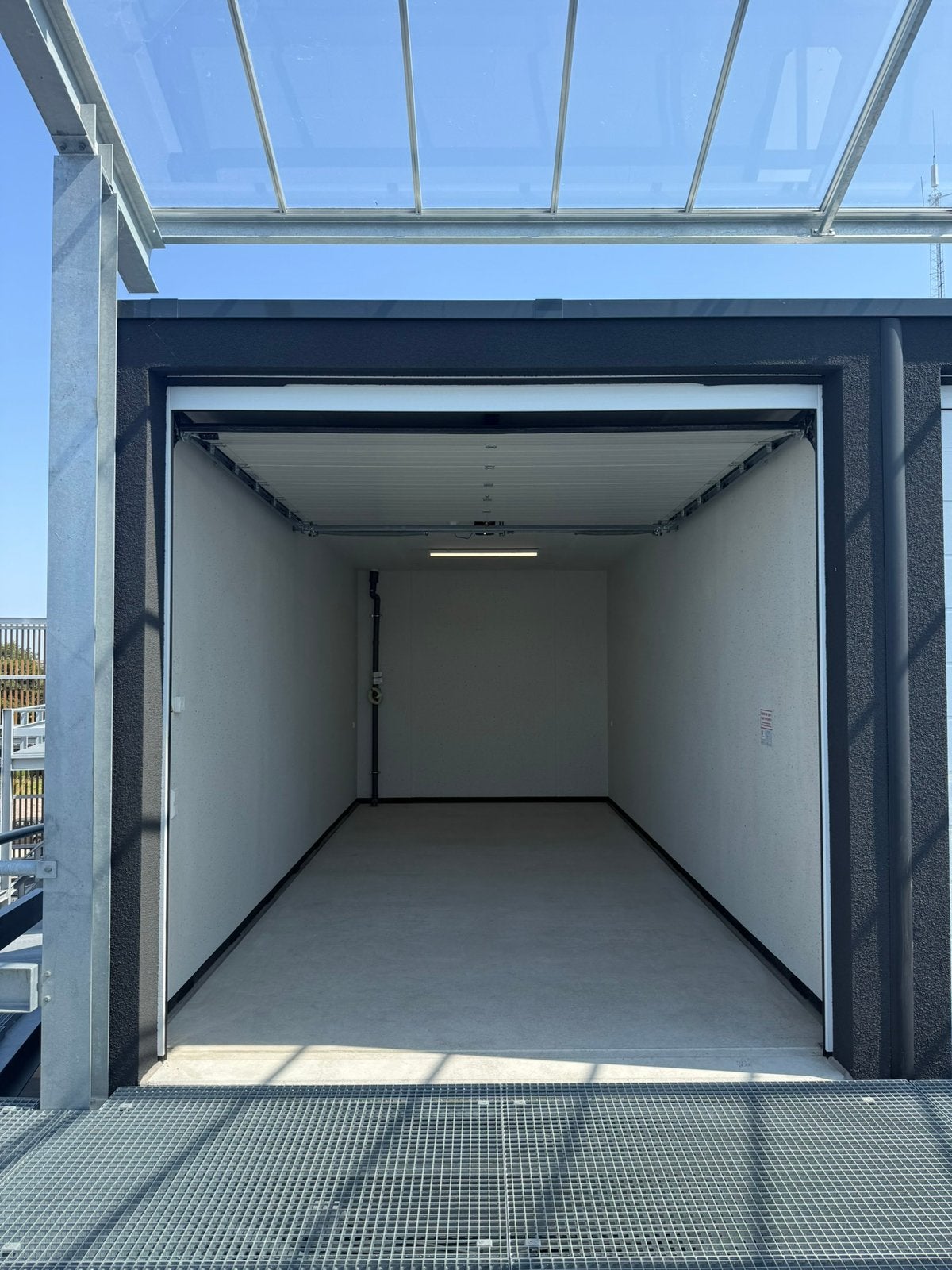 Garage box te huur Monster