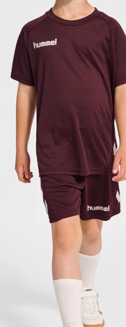 Nieuwe Hummel sportset maat 176 (valt als 152), Ophalen of Verzenden, Nieuw, Jongen of Meisje, Sport- of Zwemkleding