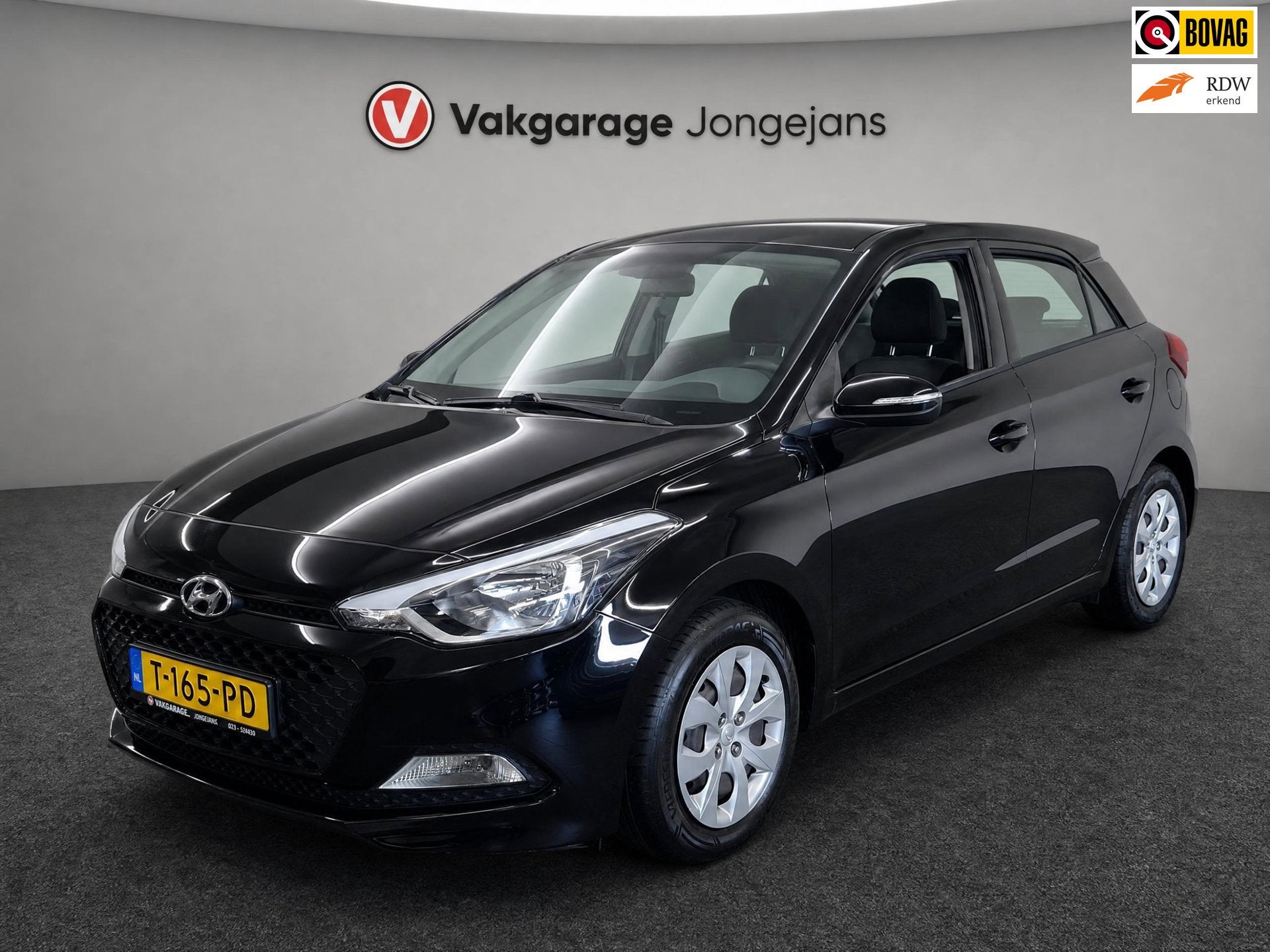 Hyundai I20 1.2 LP i-Drive, Auto's, 4 cilinders, Start-stop-systeem, Zwart, Bedrijf