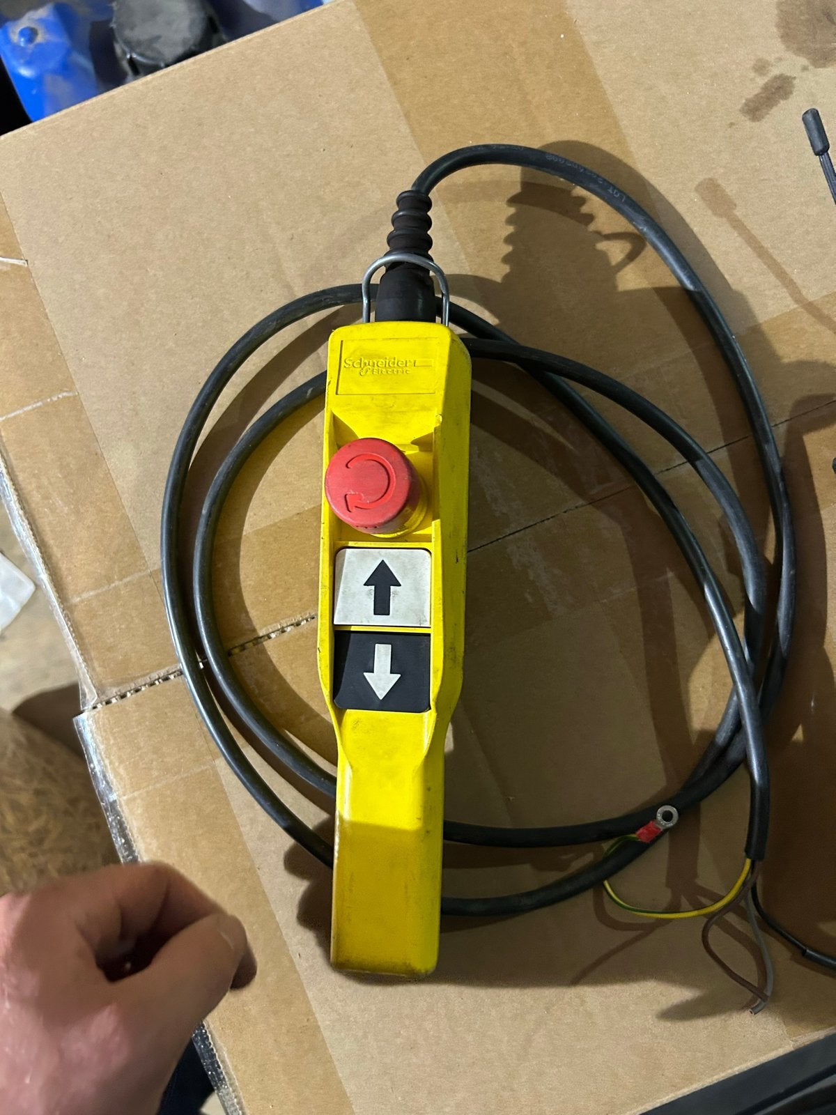 Schneider Electric XAC A2014 Hijskraan Bedieningspaneel, Hobby en Vrije tijd, Elektronica-componenten, Ophalen of Verzenden