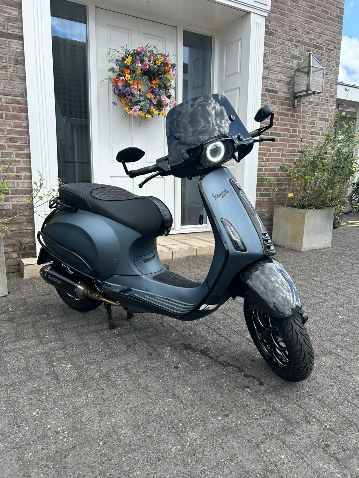 Vespa sprint 80cc 4v op 2v akrapovic, Ophalen, Overige modellen, Maximaal 45 km/u, Zo goed als nieuw
