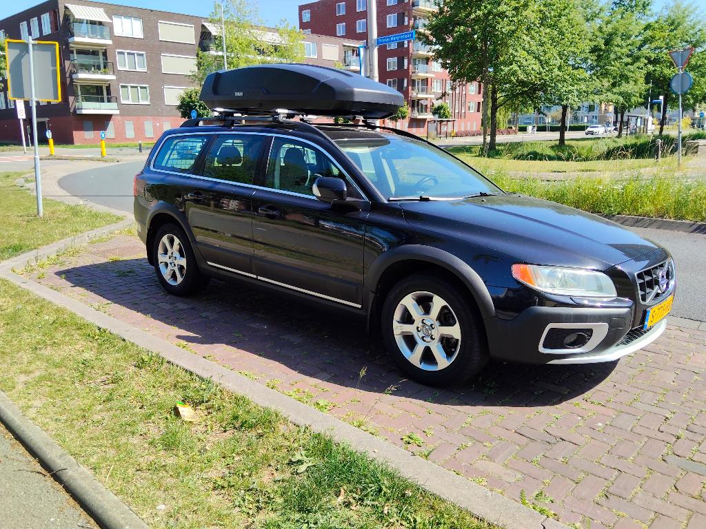 Volvo XC70 2.4 D5 AWD Summum Geartronic 2011 Zwart, Auto's, Volvo, Particulier, XC70, 4x4, ABS, Adaptieve lichten, Airbags, Airconditioning